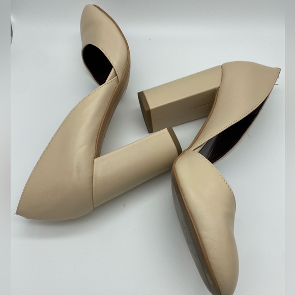 ☘️5 for $40☘️BCBGeneration Franklyn Beige D’Orsay Pumps Block Heel Size 7.5 - Picture 5 of 13